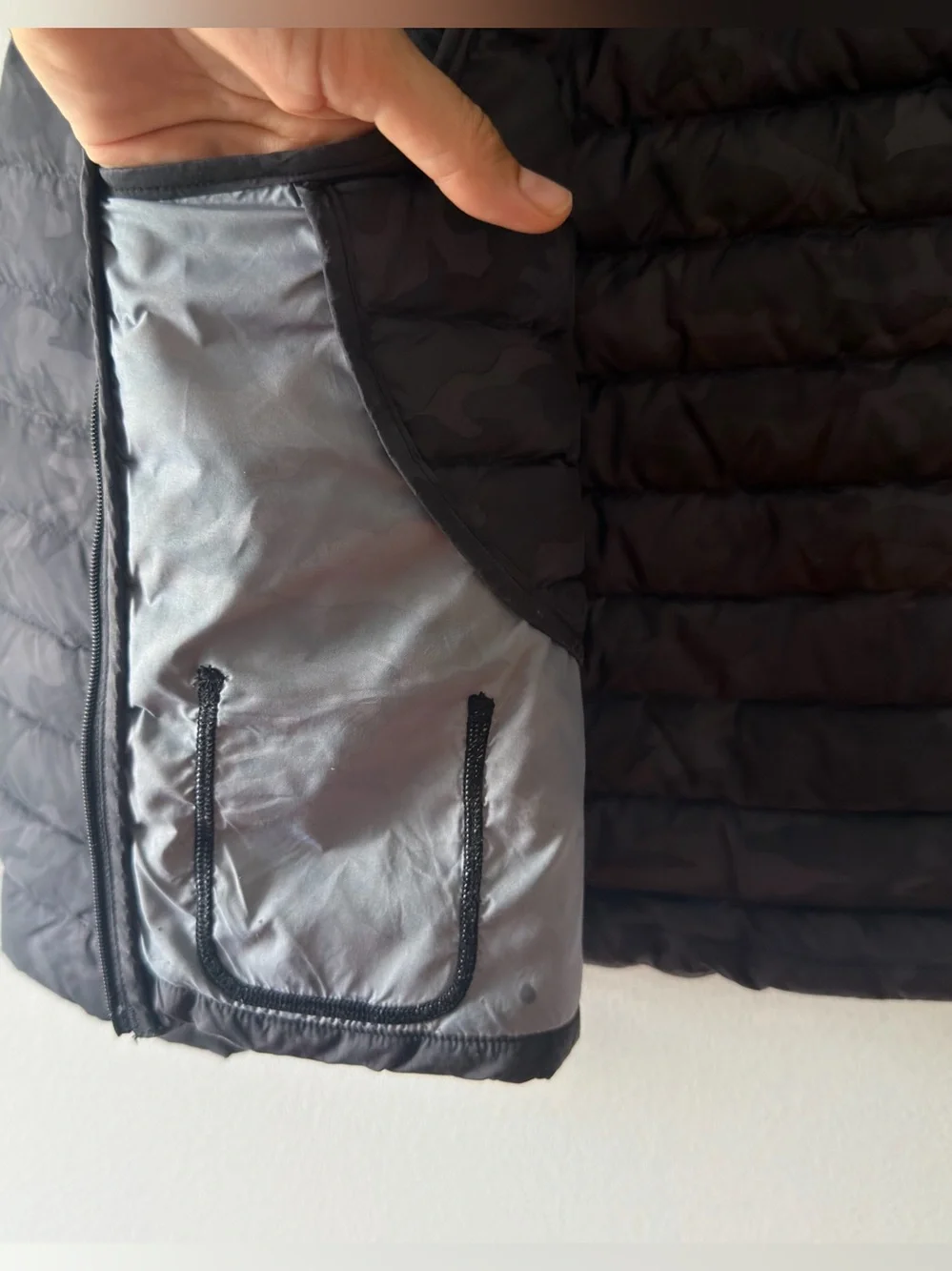 lululemon Pack It Down Puffer Jacket  Goose Down  Camo  W4B7AS Size 8 *No Hood